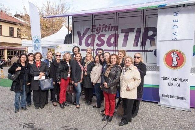 Kansersiz Yaşam Derneği’nin ’yaşatır’ı Eskişehir’de