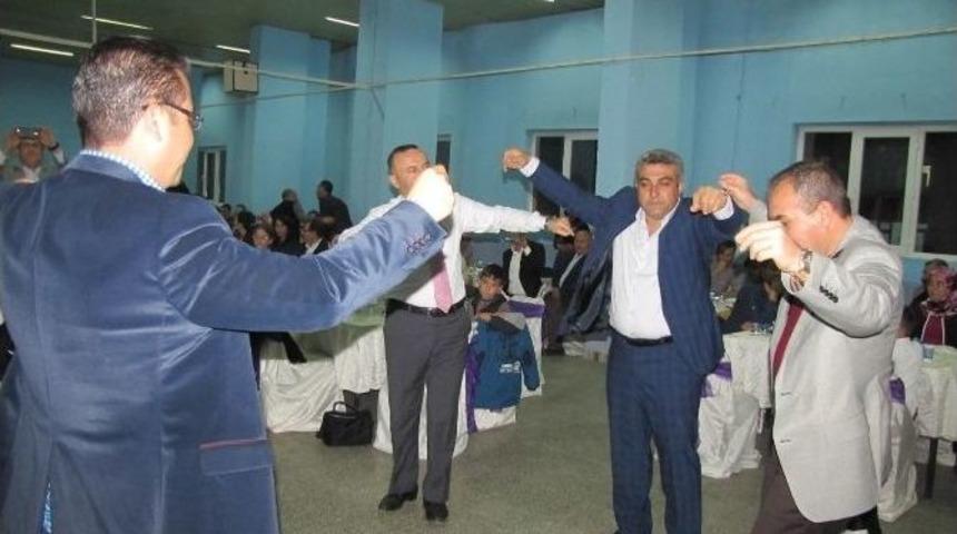 &Ouml;ğretmenler Yemekte Buluştu