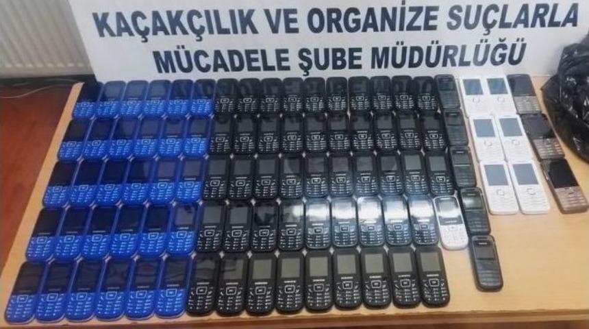 Kars&rsquo;ta Ka&ccedil;ak Telefon Ele Ge&ccedil;irildi