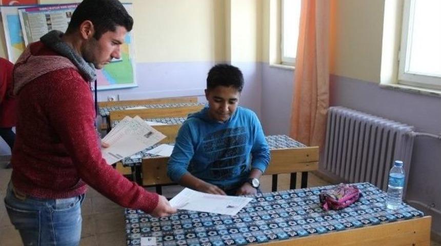 Temel Eğitim Orta &Ouml;ğretim Ge&ccedil;iş (teog) Sınavı 1.oturum Yapıldı.