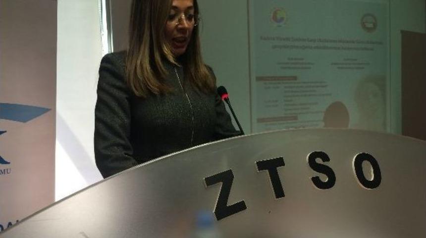 Kadına Şiddete M&uuml;cadele G&uuml;n&uuml;nde Kadına Sosyal G&uuml;vencenin &Ouml;nemi Konuşuldu