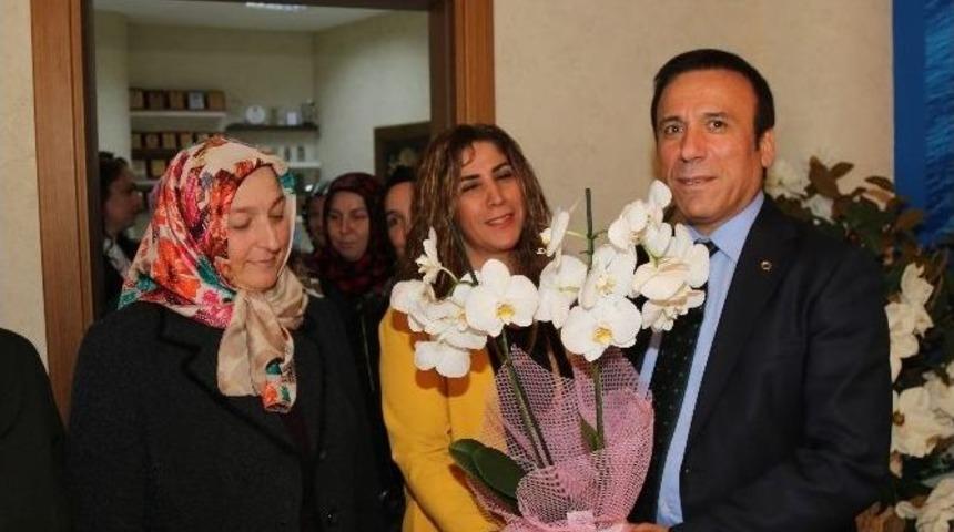 Canikli Ak Kadınlardan Gen&ccedil;&rsquo;e Ziyaret