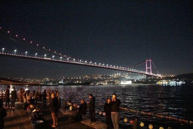 İstanbul Turuncu’ya Büründü