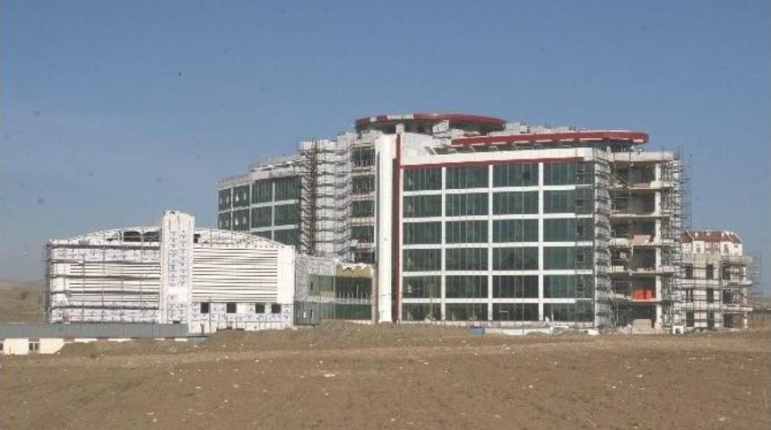 Sorgun 250 Yataklı Devlet Hastanesi İnşaatı Hızla S&uuml;r&uuml;yor