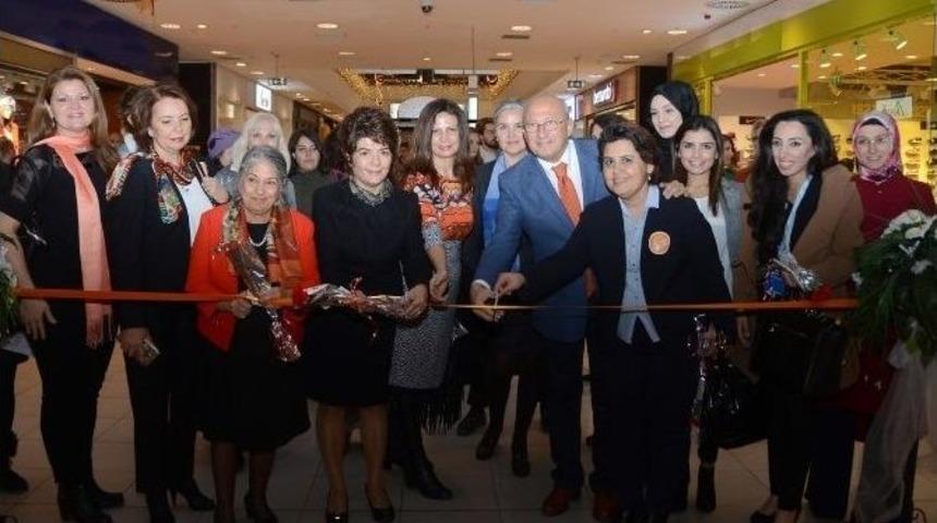 Kadın Fotoğrafları Sergisi&rsquo;ne B&uuml;y&uuml;k İlgi