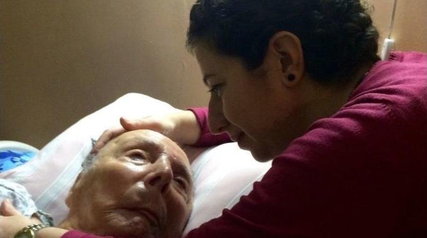 Mahmut Hoca&rsquo;yı Yaşatan "sevgi" Form&uuml;l&uuml;