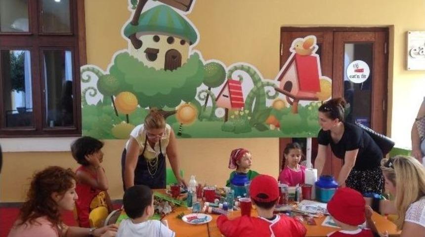 Temalı At&ouml;lyelerde Yılbaşı Coşkusu