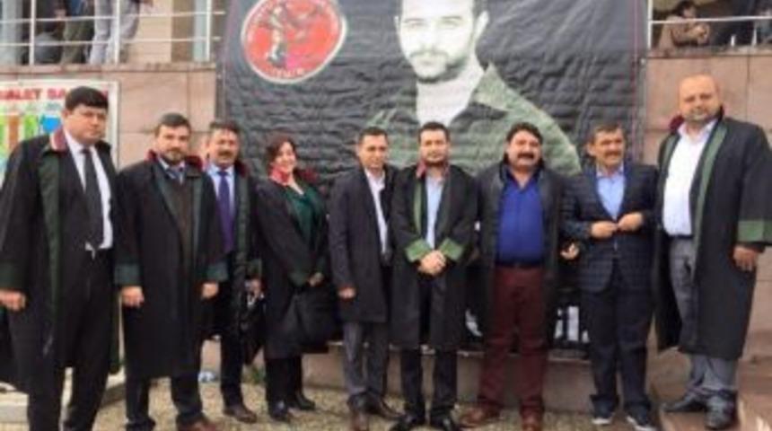 Aydınlı &Uuml;lk&uuml;c&uuml; Avukatlar &Ccedil;akıroğlu&rsquo;nun Davasına Katıldı