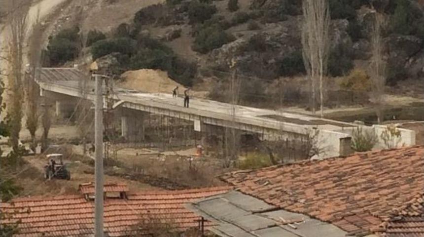 &Ccedil;ampınar K&ouml;pr&uuml;s&uuml; İki Yakayı Birleştirecek