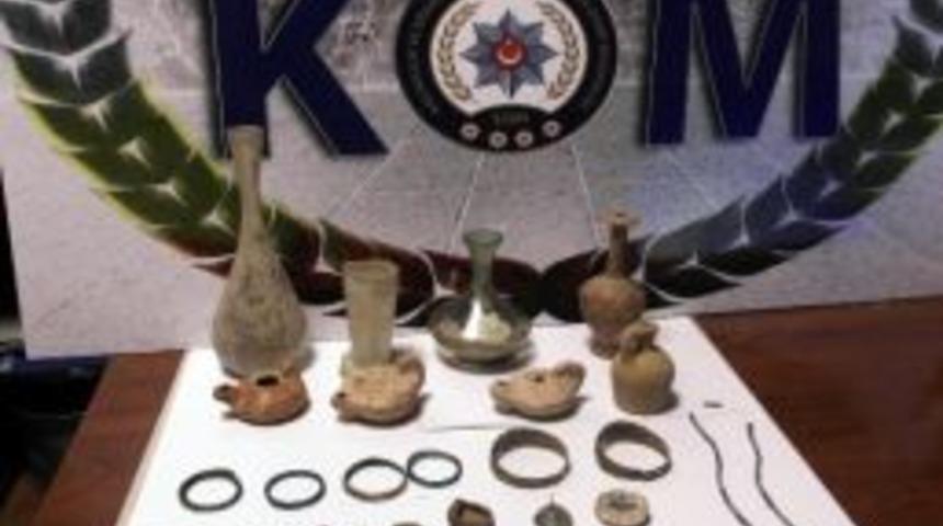 Roma D&ouml;nemine Ait Tarihi Eserler Yakalandı