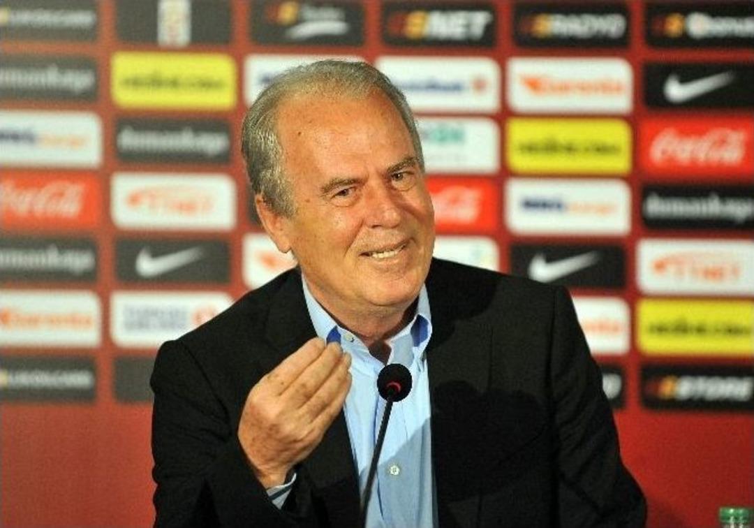 Denizli: "kara Bulutlar Benim İ&ccedil;in Hafif Bir Sis"