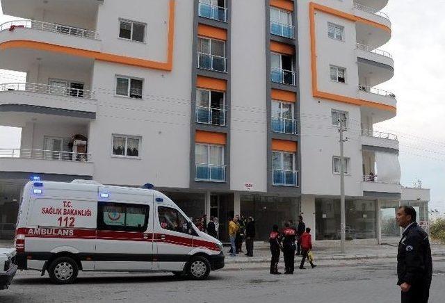 İtfaiye Ve Polis Yanan Evden 3 Kardeşi Kurtardı