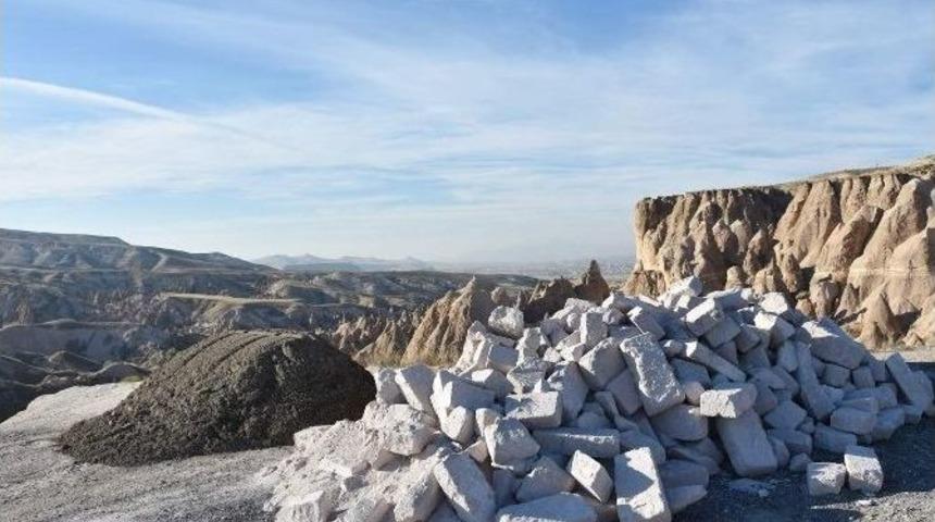 Devrent Vadisinde Duvar Yapımı Devam Ediyor