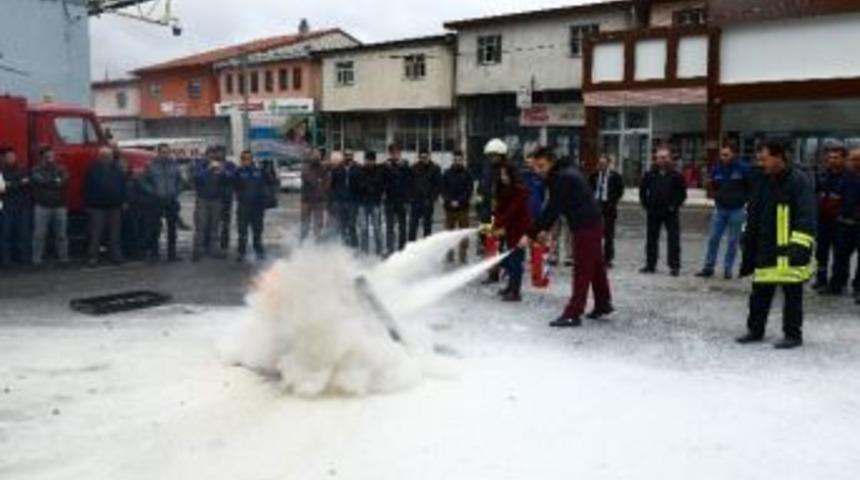 Yangın Söndürme Eğitimleri Sürüyor