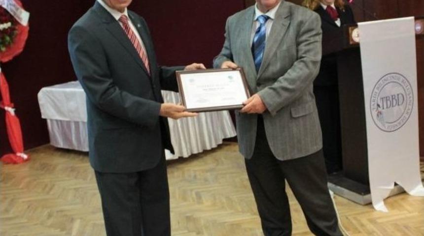 &ldquo;tekirdağ Şehir Ve K&uuml;lt&uuml;r Bilinci&rdquo; Sempozyumu Sona Erdi