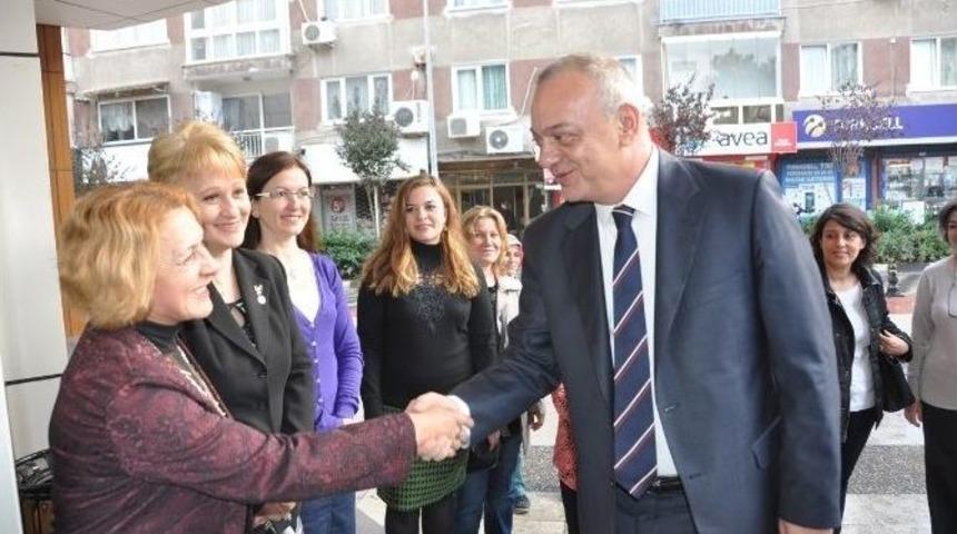 Başkan Erg&uuml;n, &ldquo;manisaspor&rsquo;un Kapılarını Bana Kimse Kapatamaz&rdquo;