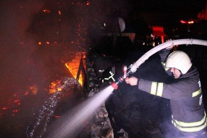 Zonguldak’ta İki Ev Yangında Kül Oldu G1