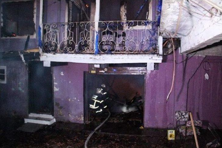 Zonguldak’ta İki Ev Yangında Kül Oldu G5