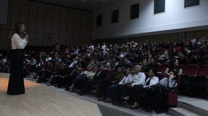 &Uuml;niversiteye Hazırlanan Gen&ccedil;lere Kaygı Semineri