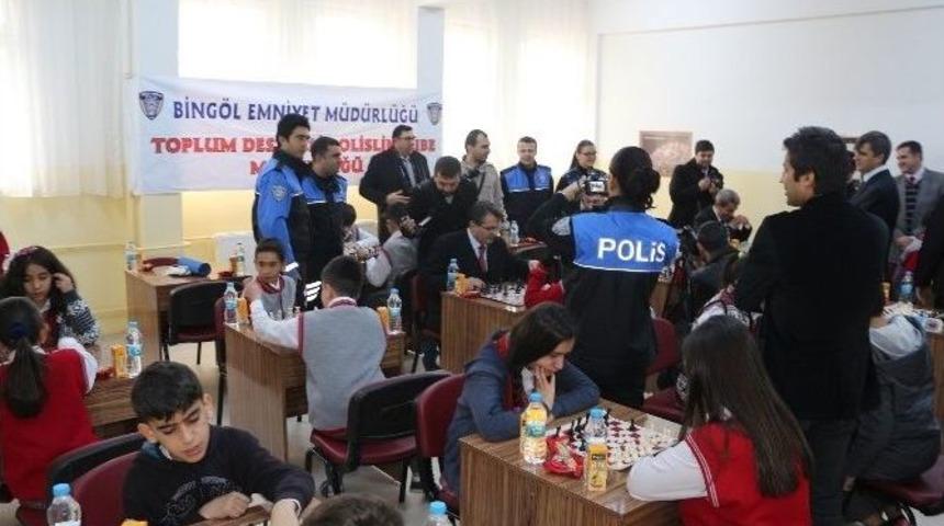 Bing&ouml;l&rsquo;de Satran&ccedil; Turnuvası