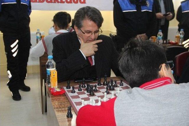 Bingöl’de Satranç Turnuvası