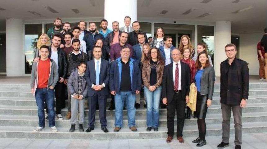 Kurtuluş Zeydan Tecr&uuml;belerini &Ouml;ğrencilerle Paylaştı