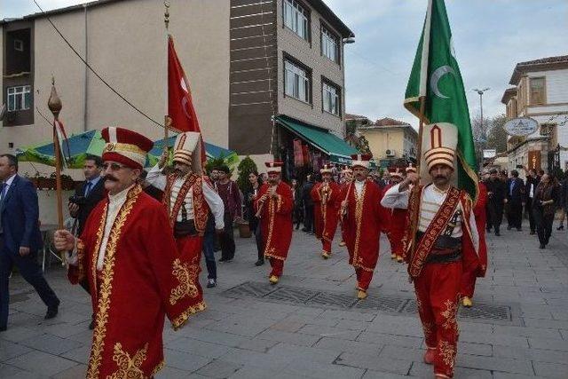 ‘sinop Tanıtım Günleri’ne Bayan Eli