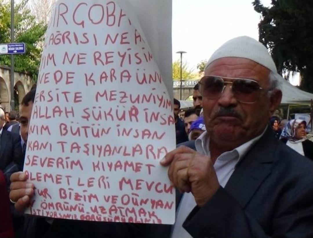 Cami Cemaati Bangladeş&rsquo;i, O Tek Başına Rusya&rsquo;yı Protesto Etti