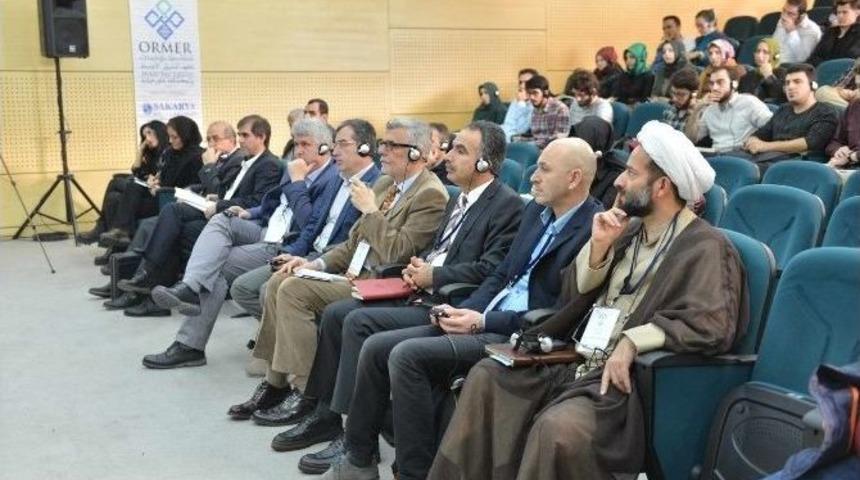 Sa&uuml;&rsquo;de &ldquo;islam Ve Demokrasi&rdquo; Konulu Sempozyum D&uuml;zenlendi