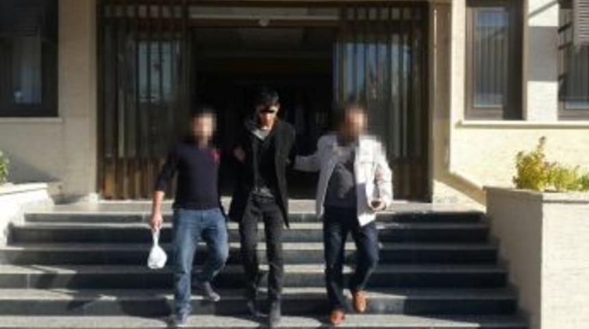 Uyuşturucu Satıcısı Ve Kapka&ccedil;&ccedil;ılar Tutuklandı