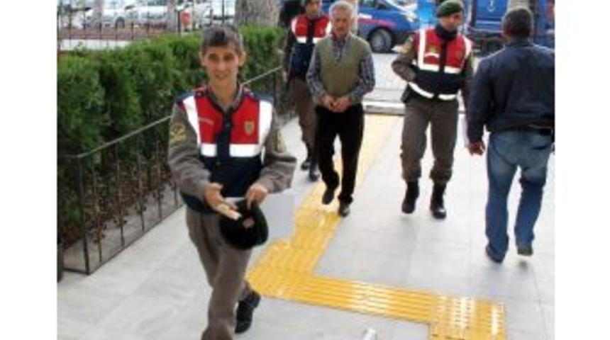 &Ccedil;obanların Kavgası Kanlı Bitti: 1 &Ouml;l&uuml;