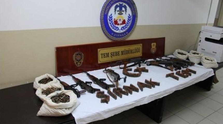 Şırnak&rsquo;ta 9 Kaleşnikof İle 7 Bin 440 Fişek Ele Ge&ccedil;irildi
