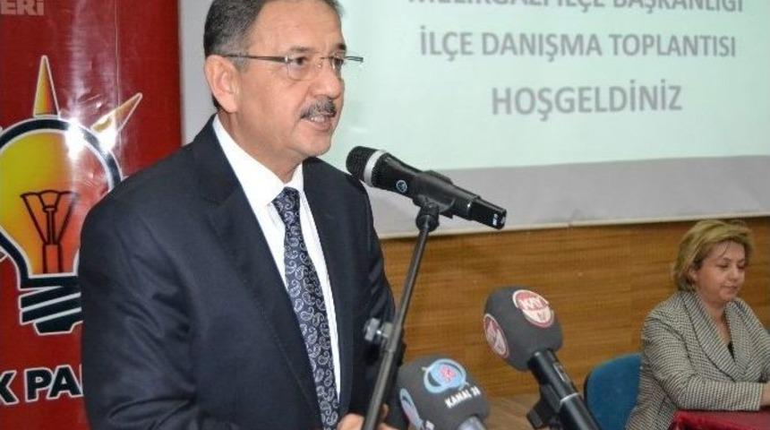 Ak Parti Genel Başkan Yardımcısı Mehmet &Ouml;zhaseki: