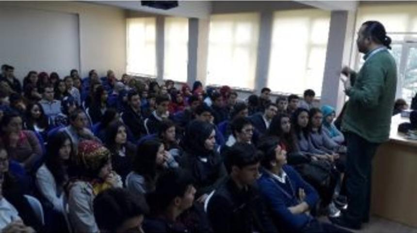 Polisten &Ouml;ğrencilere Altın Değerinde Tavsiyeler