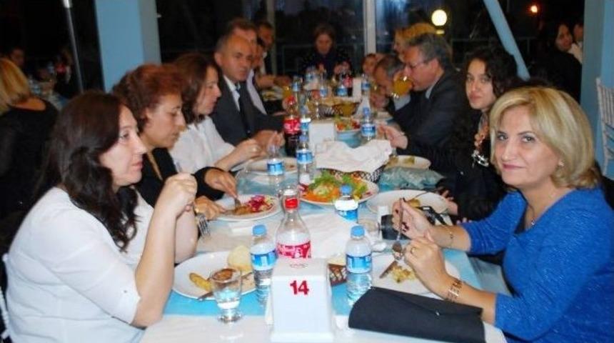 Mudanyalı &Ouml;ğretmenler Yemekte Buluştu