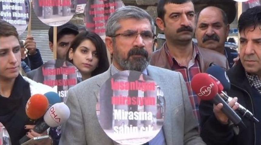 Diyarbakır Baro Başkanı Tahir El&ccedil;i, &Ccedil;atışmada &Ouml;ld&uuml;