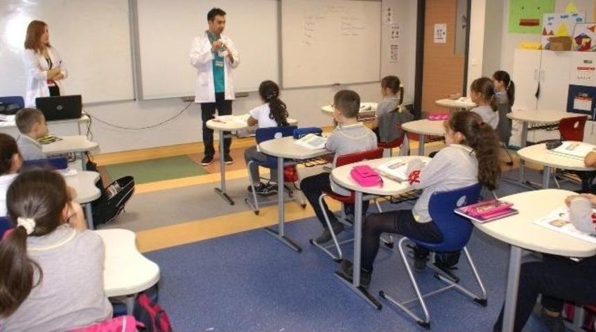 Minik &Ouml;ğrencilere Ağız Ve Diş Sağlığı