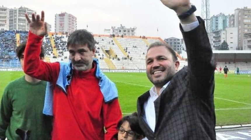 Adana Demirspor&rsquo;dan Emektarlara Plaket