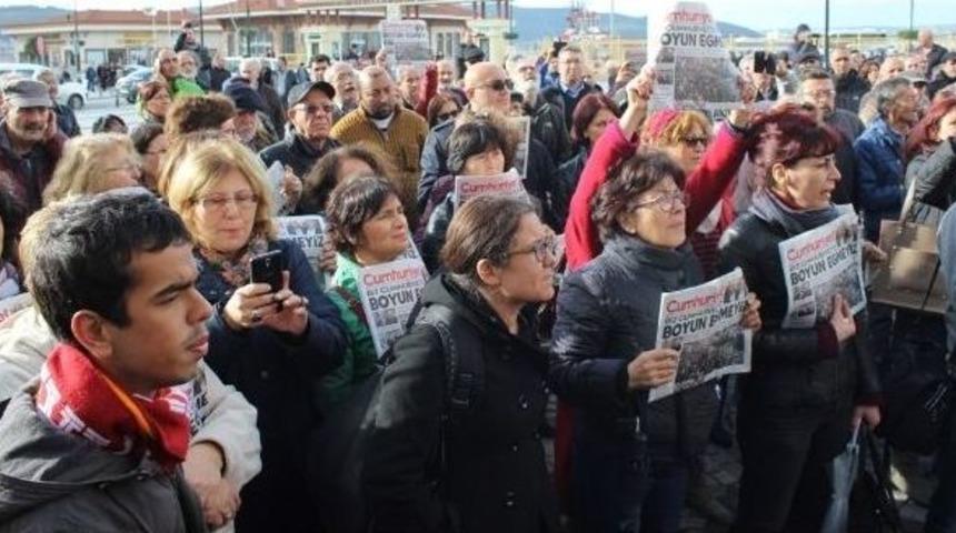 &Ccedil;anakkale&rsquo;de Gazeteci D&uuml;ndar İle G&uuml;l&rsquo;&uuml;n Tutuklanma Kararına Tepki
