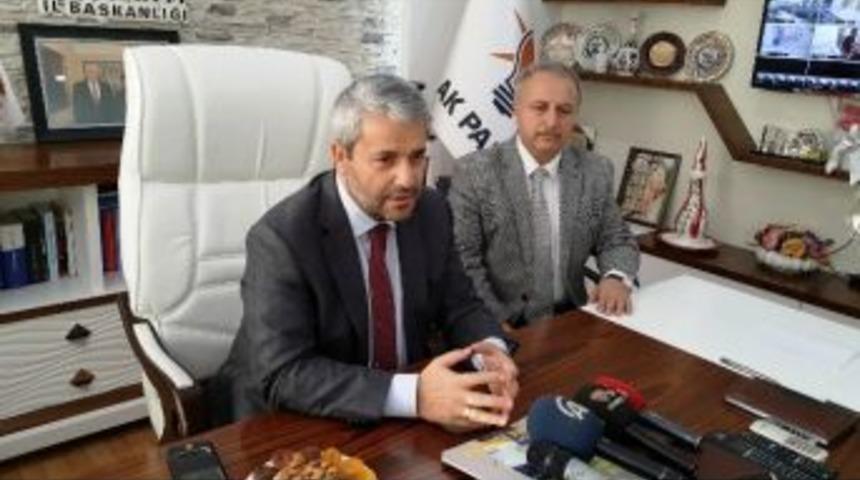 Eski Bakan Nihat Erg&uuml;n, Ak Parti Malatya İl Başkanlığını Ziyaret Etti