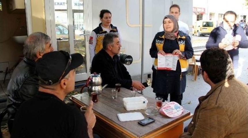 Ambulansların Ge&ccedil;iş &Ouml;nceliğine &Ouml;zen G&ouml;sterilmesi İ&ccedil;in Taksiciler Bilgilendirildi
