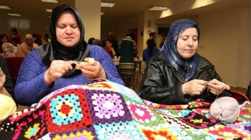 Başkan Bozbey&rsquo;den &lsquo;kır &Ccedil;i&ccedil;ekleri&rsquo;ne Destek