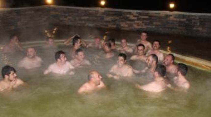 Erzurum&rsquo;daki Gazeteciler Lalezar Termal&rsquo;da Bir Araya Geldi