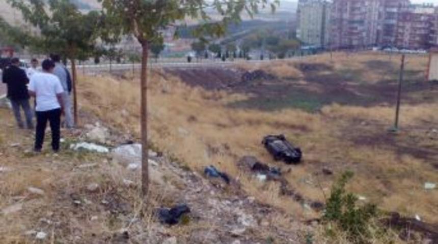 15 Yaşındaki S&uuml;r&uuml;c&uuml; Kazada &Ouml;ld&uuml;