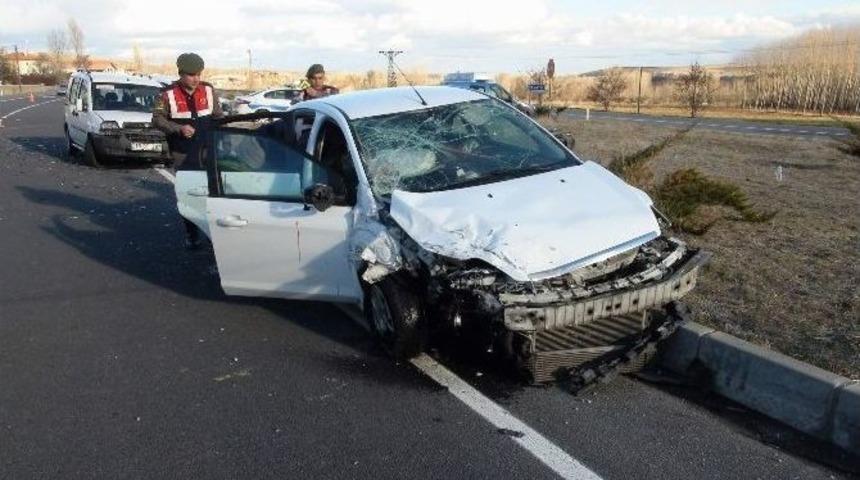 Yozgat&rsquo;ta Trafik Kazası: 9 Yaralı