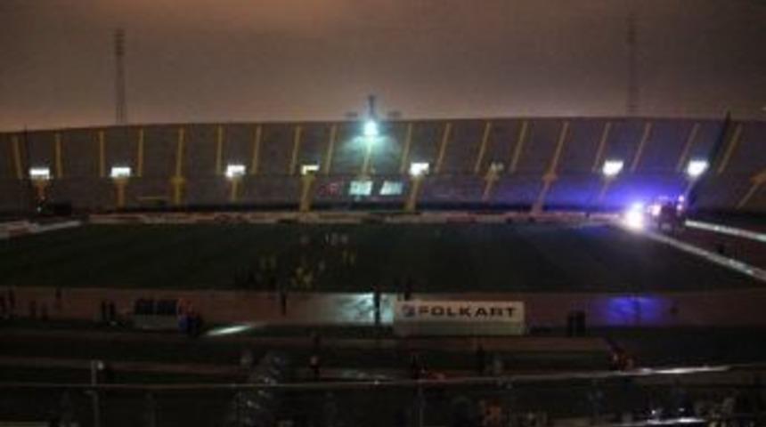 İzmir&rsquo;de Stat Rezaleti