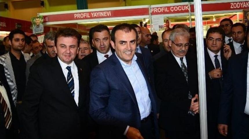 Bakan &Uuml;nal: &ldquo;t&uuml;rkiye Sizin Evinizdir&rdquo;