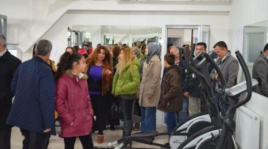 Adilcevaz&rsquo;da Sağlıklı Yaşam Merkezi A&ccedil;ıldı