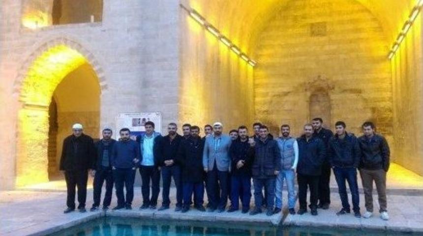 Sabah Namazında &rsquo;kasımiye&rsquo; Buluşması