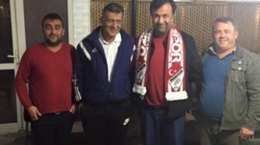 Ercan Kuru &Ouml;merbeyspor İle Anlaştı